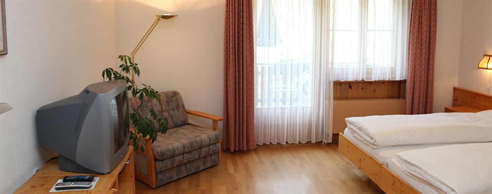 Schorta'S Alvetern - Boutique Hotel & Restaurant Ardez Екстериор снимка