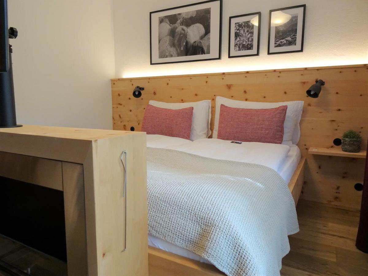 Schorta'S Alvetern - Boutique Hotel & Restaurant Ardez Екстериор снимка